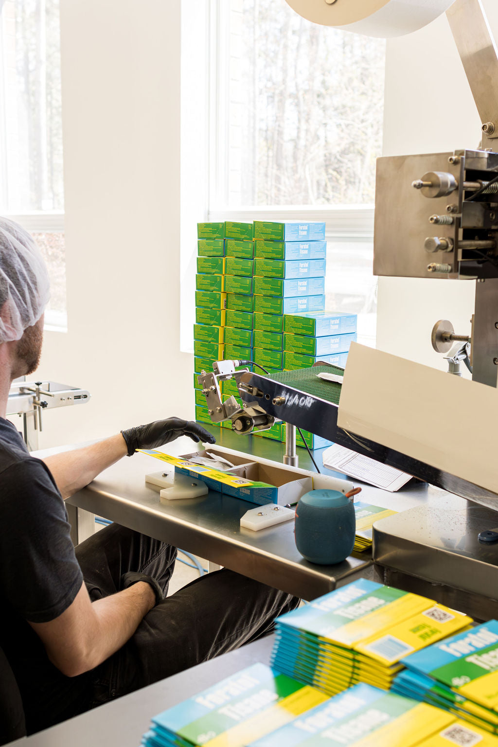 Préparation des produits Bio-Actif dans notre atelier québécois